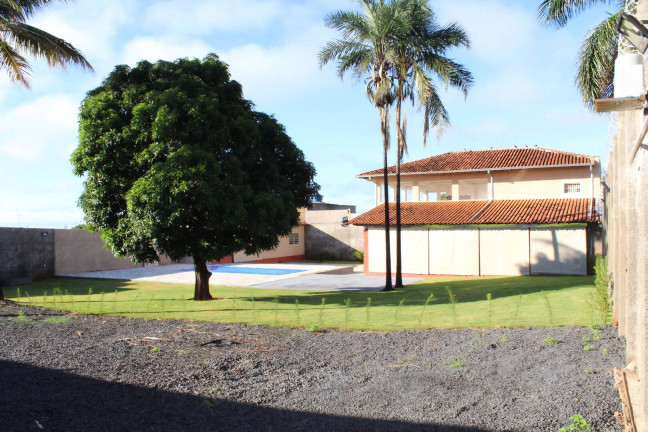 Imagem Casa com 6 Quartos à Venda, 1.640 m² em Uberaba Imagem Casa com 6 Quartos à Venda, 1.640 m² em Uberaba