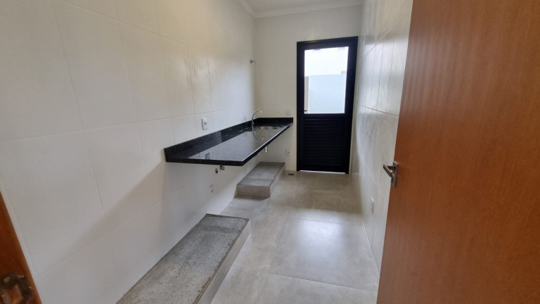 Imagem Casa com 3 Quartos à Venda, 130 m² em Jardim Do Lago - Atibaia Imagem Casa com 3 Quartos à Venda, 130 m² em Jardim Do Lago - Atibaia