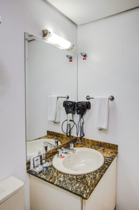 Imagem Apartamento com 2 Quartos para Alugar, 45 m² em Itaim Bibi - São Paulo