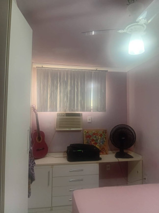 Casa com 2 Quartos para Alugar,  em Centro - Araruama