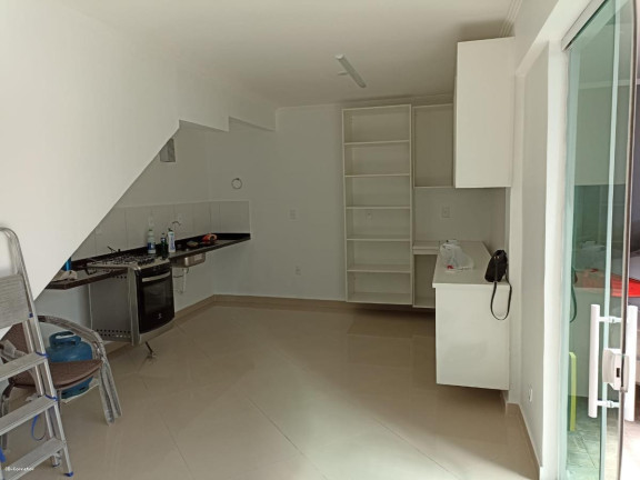 Imagem Sobrado com 2 Quartos à Venda, 63 m² em Vila Cecília Maria - Santo André