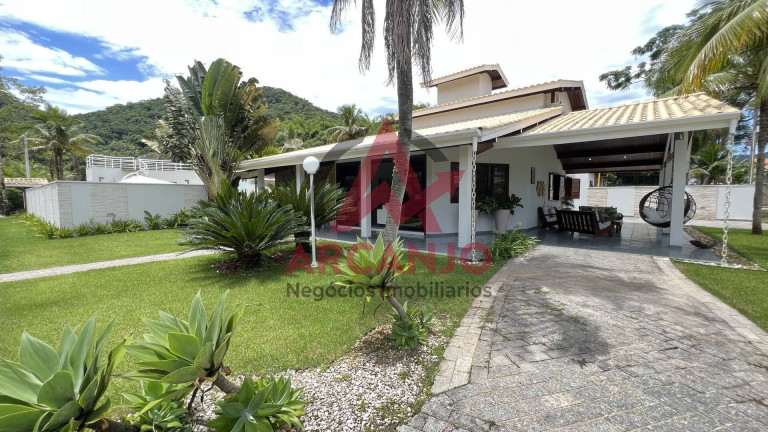 Imagem Casa com 5 Quartos à Venda, 810 m² em Horto Florestal - Ubatuba