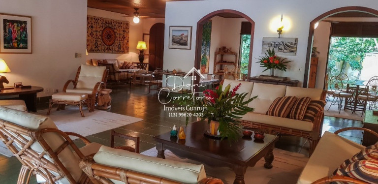 Imagem Imóvel com 9 Quartos à Venda, 800 m² em Guaiúba - Guarujá Imagem Imóvel com 9 Quartos à Venda, 800 m² em Guaiúba - Guarujá