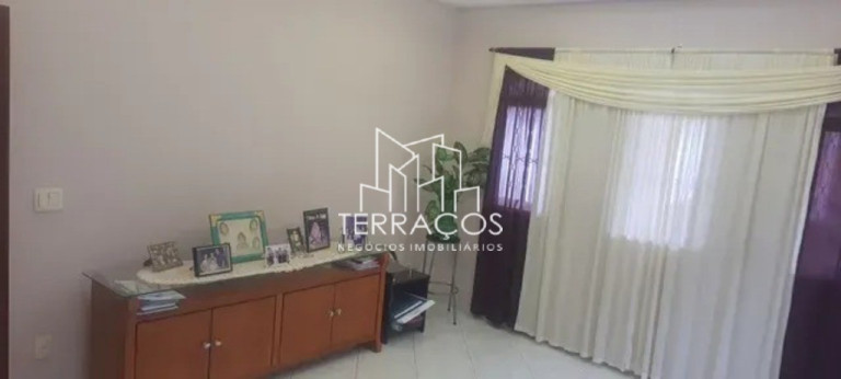 Imagem Casa com 3 Quartos à Venda, 200 m² em Vila De Vecchi - Jundiaí Imagem Casa com 3 Quartos à Venda, 200 m² em Vila De Vecchi - Jundiaí
