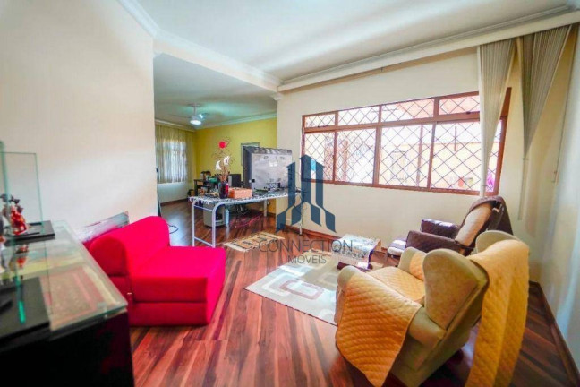 Imagem Sobrado com 5 Quartos à Venda, 267 m² em Seminário - Curitiba Imagem Sobrado com 5 Quartos à Venda, 267 m² em Seminário - Curitiba