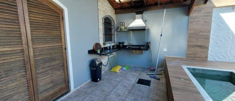 Imagem Casa com 3 Quartos à Venda, 260 m² em Balneário Gaivota - Itanhaém Imagem Casa com 3 Quartos à Venda, 260 m² em Balneário Gaivota - Itanhaém