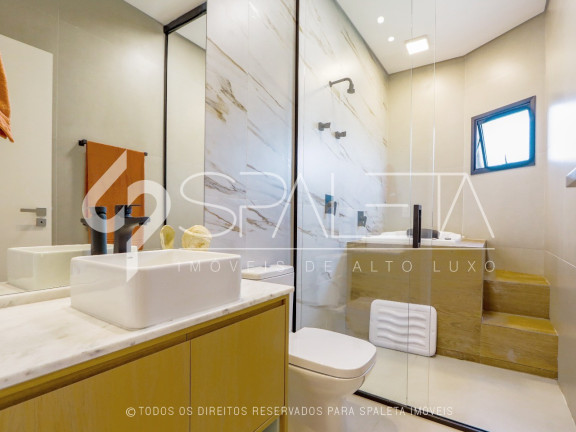 Imagem Sobrado com 6 Quartos à Venda, em Riviera De São Lourenço - Bertioga Imagem Sobrado com 6 Quartos à Venda, em Riviera De São Lourenço - Bertioga