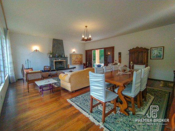 Imagem Casa com 4 Quartos à Venda, 330 m² em Albuquerque - Teresópolis Imagem Casa com 4 Quartos à Venda, 330 m² em Albuquerque - Teresópolis