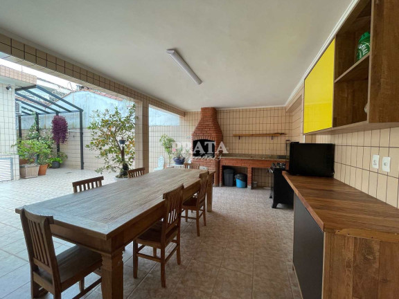 Casa com 2 Quartos à Venda, 179 m² em Marapé - Santos