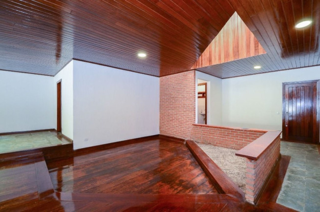 Imagem Imóvel com 5 Quartos à Venda, em Jardim Santa Paula - Cotia Imagem Imóvel com 5 Quartos à Venda, em Jardim Santa Paula - Cotia