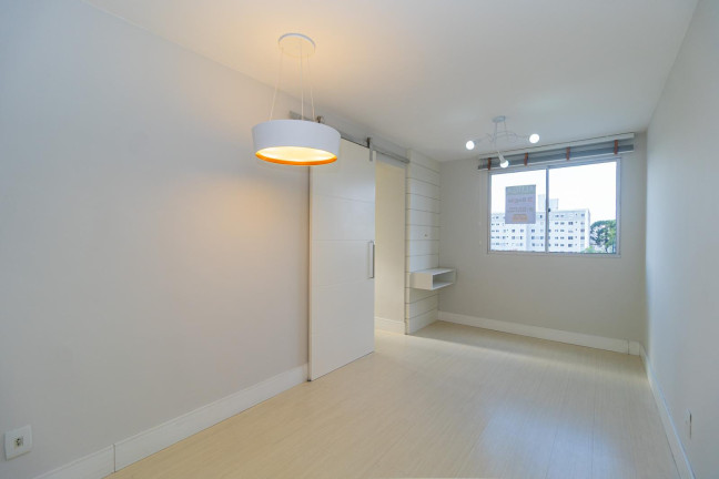 Imagem Apartamento com 2 Quartos para Alugar, 46 m² em Santa Cândida - Curitiba Imagem Apartamento com 2 Quartos para Alugar, 46 m² em Santa Cândida - Curitiba
