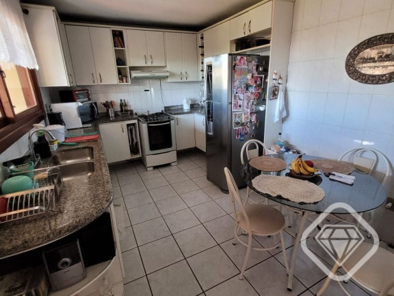 Imagem Casa com 3 Quartos à Venda, 287 m² em Tristeza - Porto Alegre Imagem Casa com 3 Quartos à Venda, 287 m² em Tristeza - Porto Alegre