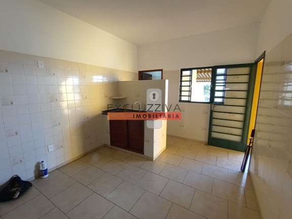 Imagem Casa com 1 Quarto para Alugar, 200 m² em Jardim América - Taubaté Imagem Casa com 1 Quarto para Alugar, 200 m² em Jardim América - Taubaté