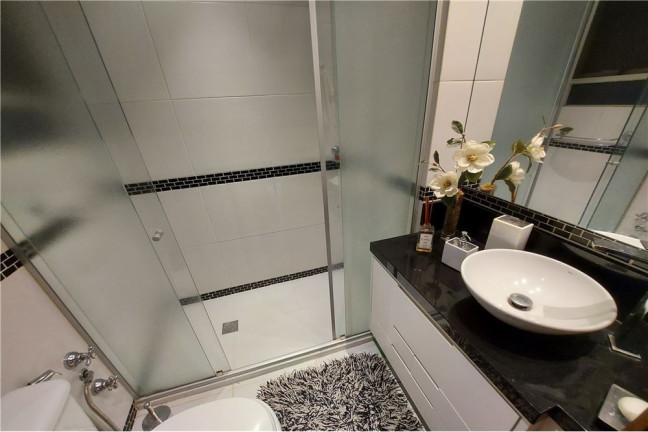 Imagem Apartamento com 1 Quarto à Venda, 53 m² em Centro Histórico - Porto Alegre Imagem Apartamento com 1 Quarto à Venda, 53 m² em Centro Histórico - Porto Alegre