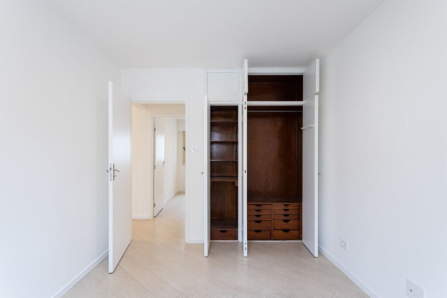 Imagem Imóvel com 3 Quartos à Venda, 95 m² em Itaim Bibi - São Paulo Imagem Imóvel com 3 Quartos à Venda, 95 m² em Itaim Bibi - São Paulo