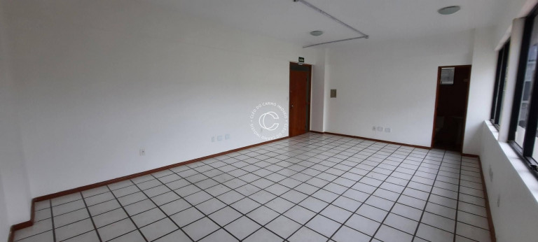 Imagem Sala Comercial à Venda, 37 m² em Centro - Santa Maria Imagem Sala Comercial à Venda, 37 m² em Centro - Santa Maria