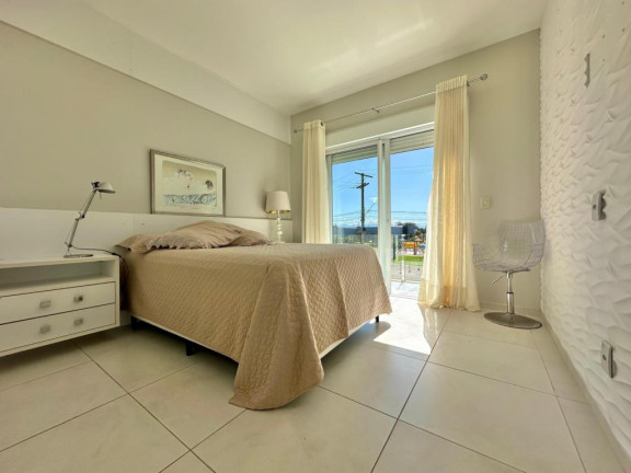 Imagem Casa com 3 Quartos à Venda, 197 m² em Dubai - Capao Da Canoa Imagem Casa com 3 Quartos à Venda, 197 m² em Dubai - Capao Da Canoa