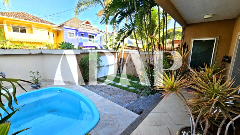 Imagem Casa com 3 Quartos à Venda, 150 m² em Vargem Grande - Rio De Janeiro