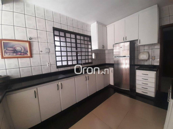 Imagem Sobrado com 3 Quartos à Venda, 270 m² em Jardim América - Goiânia Imagem Sobrado com 3 Quartos à Venda, 270 m² em Jardim América - Goiânia