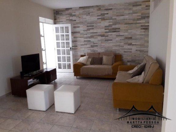Casa com 3 Quartos à Venda, 250 m² em Pitimbú - Natal
