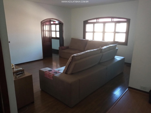 Imagem Casa com 3 Quartos à Venda, 303 m² em Jardim Floresta - Atibaia Imagem Casa com 3 Quartos à Venda, 303 m² em Jardim Floresta - Atibaia