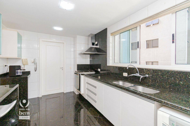 Imagem Apartamento com 4 Quartos à Venda, 297 m² em Batel - Curitiba Imagem Apartamento com 4 Quartos à Venda, 297 m² em Batel - Curitiba
