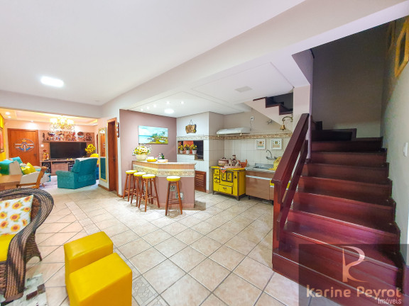 Imagem Casa com 2 Quartos à Venda, 283 m² em Cristo Rei - São Leopoldo Imagem Casa com 2 Quartos à Venda, 283 m² em Cristo Rei - São Leopoldo