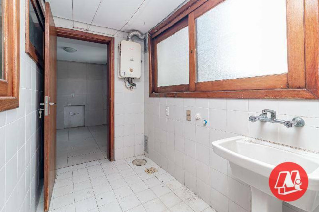 Imagem Apartamento com 2 Quartos para Alugar, 152 m² em Jardim Lindóia - Porto Alegre Imagem Apartamento com 2 Quartos para Alugar, 152 m² em Jardim Lindóia - Porto Alegre