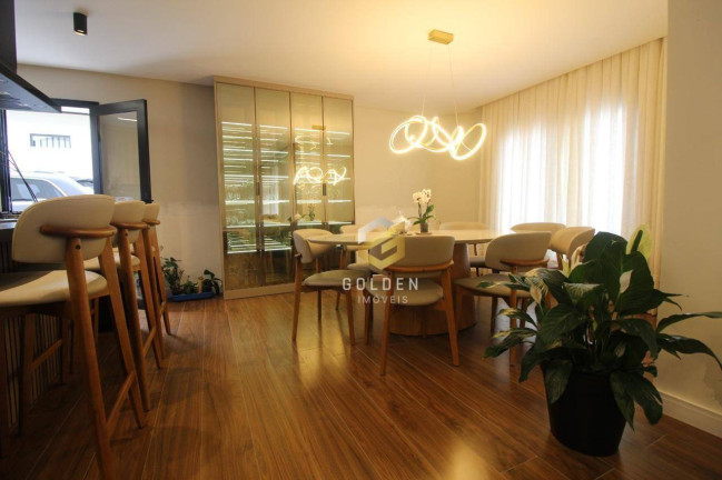 Imagem Casa com 3 Quartos à Venda, 165 m² em Bombas - Bombinhas Imagem Casa com 3 Quartos à Venda, 165 m² em Bombas - Bombinhas