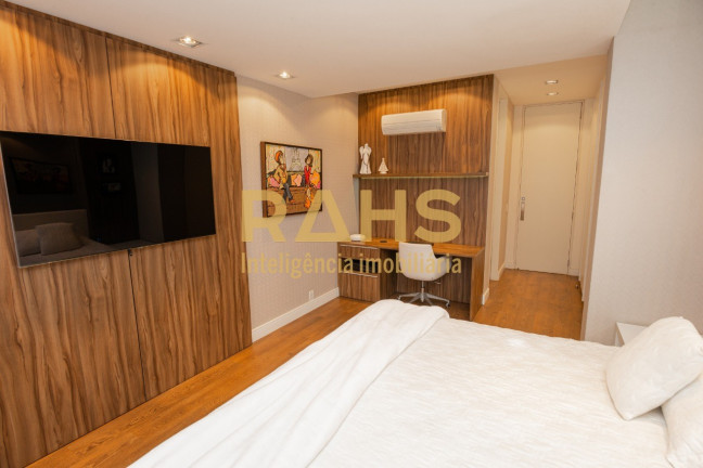 Imagem Cobertura com 4 Quartos à Venda, 500 m² em Atiradores - Joinville