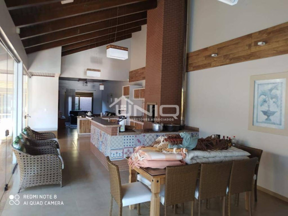 Imagem Casa com 6 Quartos à Venda, 465 m² em Centro - São Jorge D'oeste Imagem Casa com 6 Quartos à Venda, 465 m² em Centro - São Jorge D'oeste