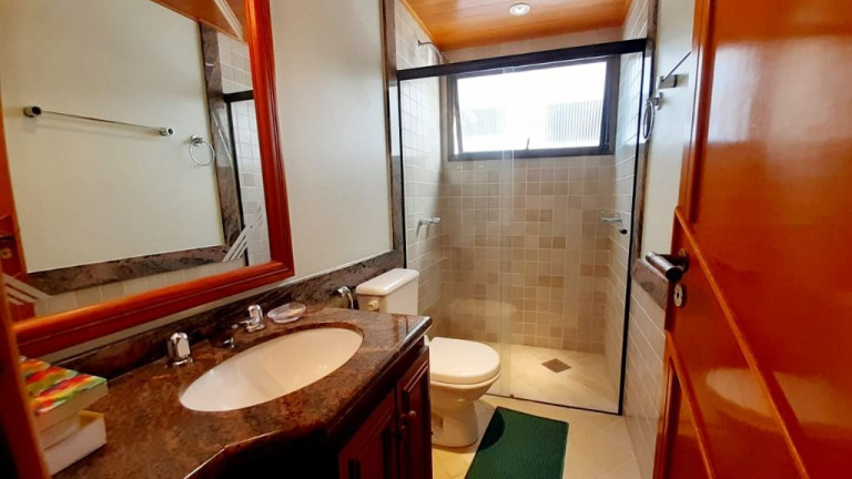 Imagem Apartamento com 3 Quartos à Venda, 220 m² em Centro - Balneário Camboriú