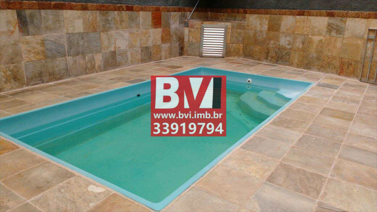 Imagem Casa com 5 Quartos à Venda, 240 m² em Irajá - Rio De Janeiro