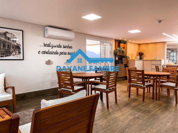 Imagem Apartamento com 2 Quartos à Venda, 65 m²