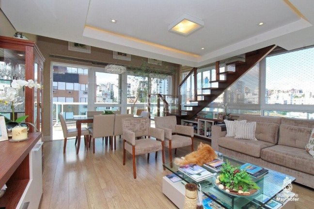 Imagem Imóvel com 1 Quarto à Venda, 160 m² em São João - Porto Alegre Imagem Imóvel com 1 Quarto à Venda, 160 m² em São João - Porto Alegre