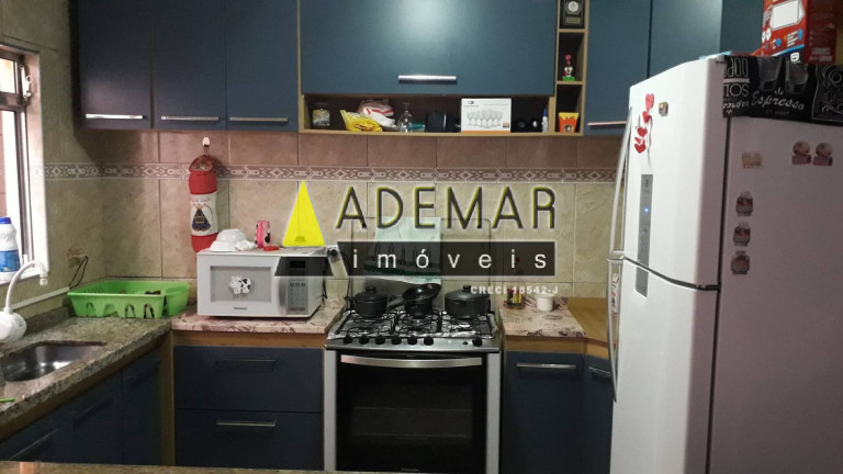 Imagem Casa com 3 Quartos à Venda, em Casa Grande - Diadema Imagem Casa com 3 Quartos à Venda, em Casa Grande - Diadema