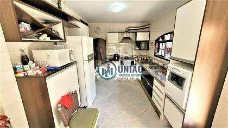 Imagem Casa com 3 Quartos à Venda, 277 m² em Maravista - Niterói