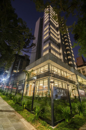 Imagem Apartamento com 3 Quartos à Venda, 251 m² em Auxiliadora - Porto Alegre