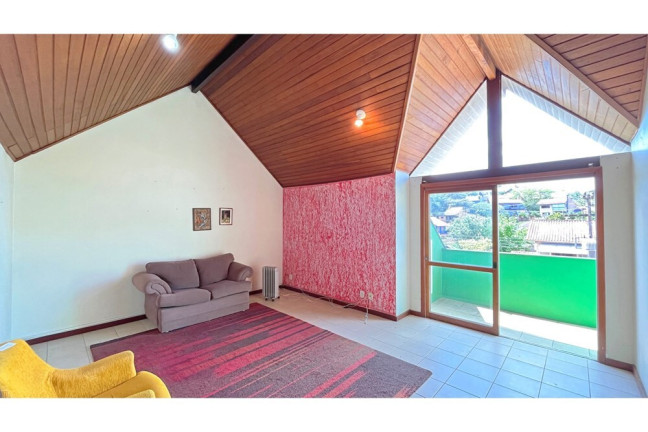Imagem Casa com 3 Quartos à Venda, 273 m² em Cavalhada - Porto Alegre Imagem Casa com 3 Quartos à Venda, 273 m² em Cavalhada - Porto Alegre