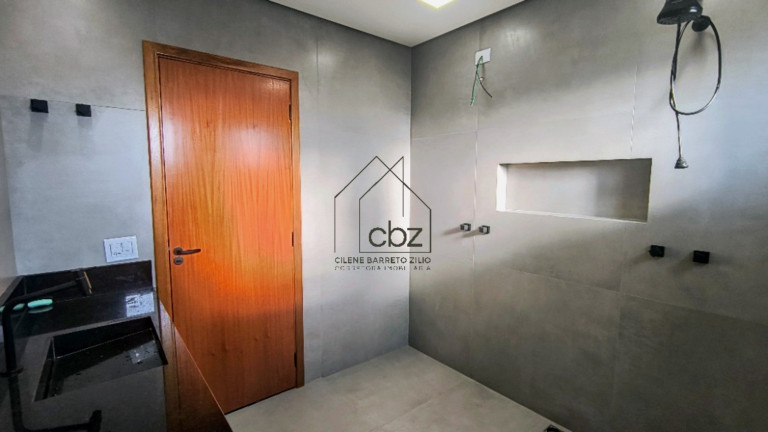 Imagem Casa com 3 Quartos à Venda, 250 m² em Ivoturucaia - Jundiaí Imagem Casa com 3 Quartos à Venda, 250 m² em Ivoturucaia - Jundiaí