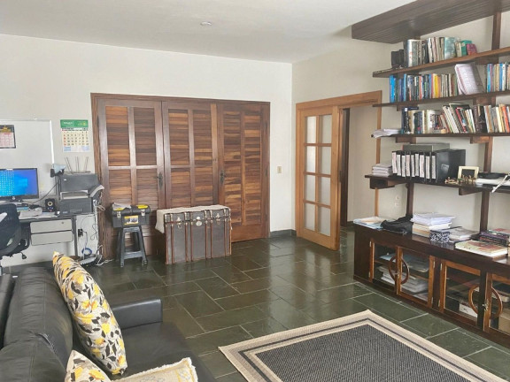 Imagem Casa com 6 Quartos à Venda, 420 m² em Pinheirinho - Itajubá