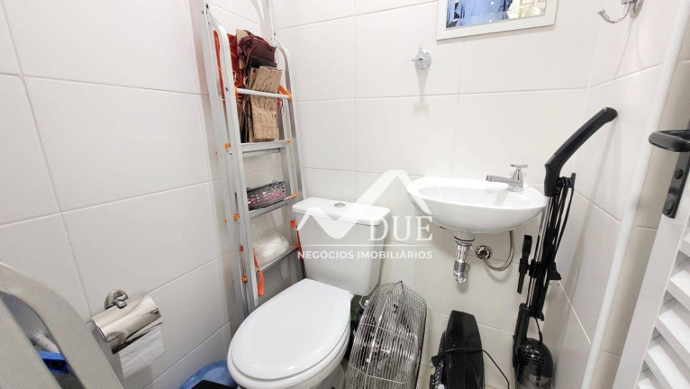 Imagem Apartamento com 2 Quartos à Venda, 75 m² em Gonzaga - Santos