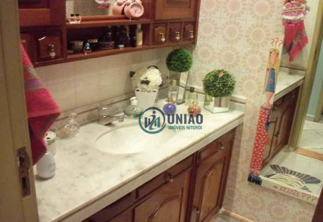 Imagem Apartamento com 2 Quartos à Venda, 78 m² em Ingá - Niterói