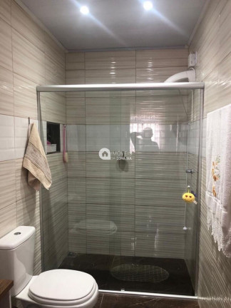 Imagem Casa com 2 Quartos à Venda, 62 m²