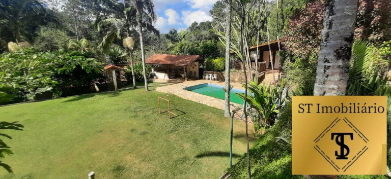 Chácara com 3 Quartos à Venda, 1.300 m² em Portão - Atibaia