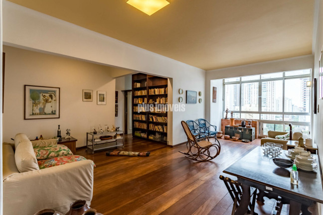 Imagem Apartamento com 3 Quartos à Venda, 131 m² em Pinheiros - São Paulo Imagem Apartamento com 3 Quartos à Venda, 131 m² em Pinheiros - São Paulo