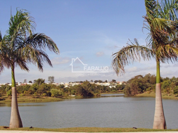 Imagem Imóvel com 3 Quartos à Venda, 241 m² em Aparecidinha - Sorocaba Imagem Imóvel com 3 Quartos à Venda, 241 m² em Aparecidinha - Sorocaba
