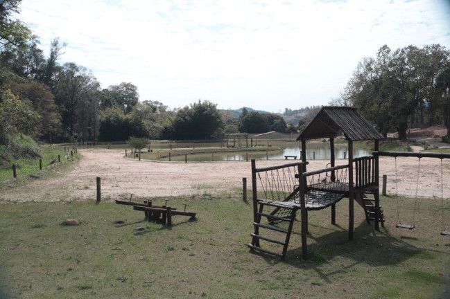 Imagem Terreno à Venda, 250 m² em Brigadeiro Tobias - Sorocaba Imagem Terreno à Venda, 250 m² em Brigadeiro Tobias - Sorocaba