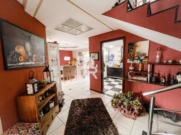 Imagem Casa com 3 Quartos à Venda, 275 m² em Jardins Madri - Goiânia Imagem Casa com 3 Quartos à Venda, 275 m² em Jardins Madri - Goiânia