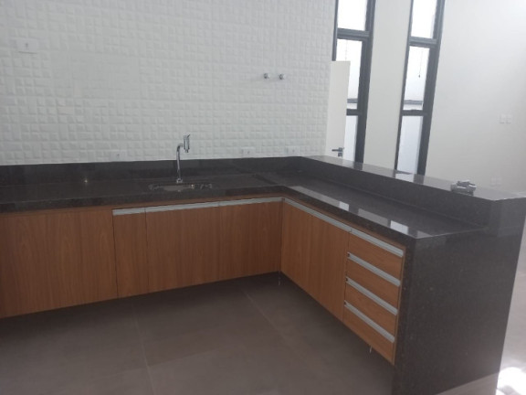 Imagem Casa com 3 Quartos à Venda, 175 m² em Jardim Jacinto - Jacareí